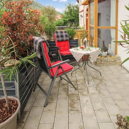 Stunning Apartment In Deggingen With Wifi Екстериор снимка