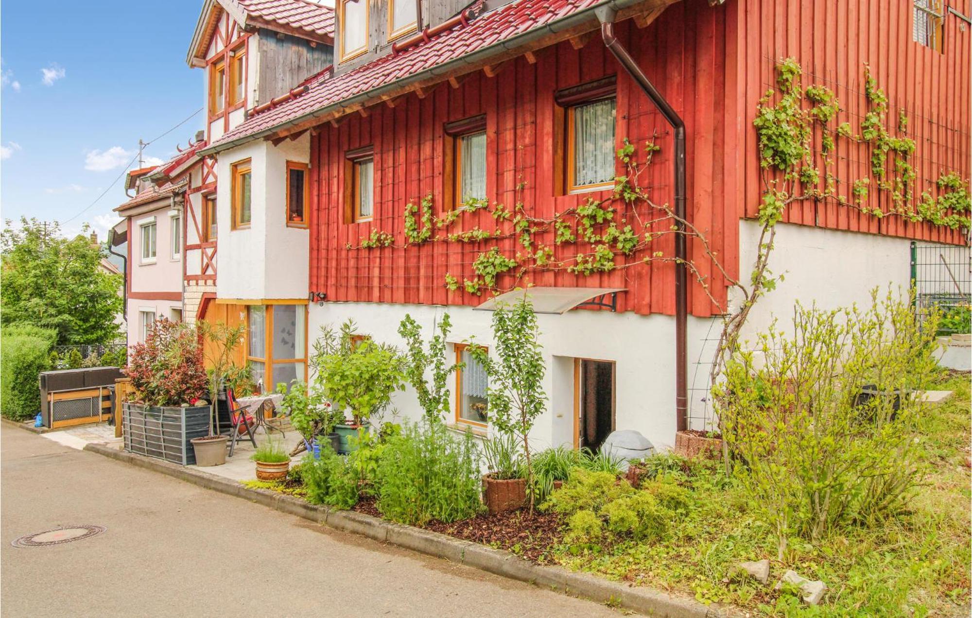 Stunning Apartment In Deggingen With Wifi Екстериор снимка