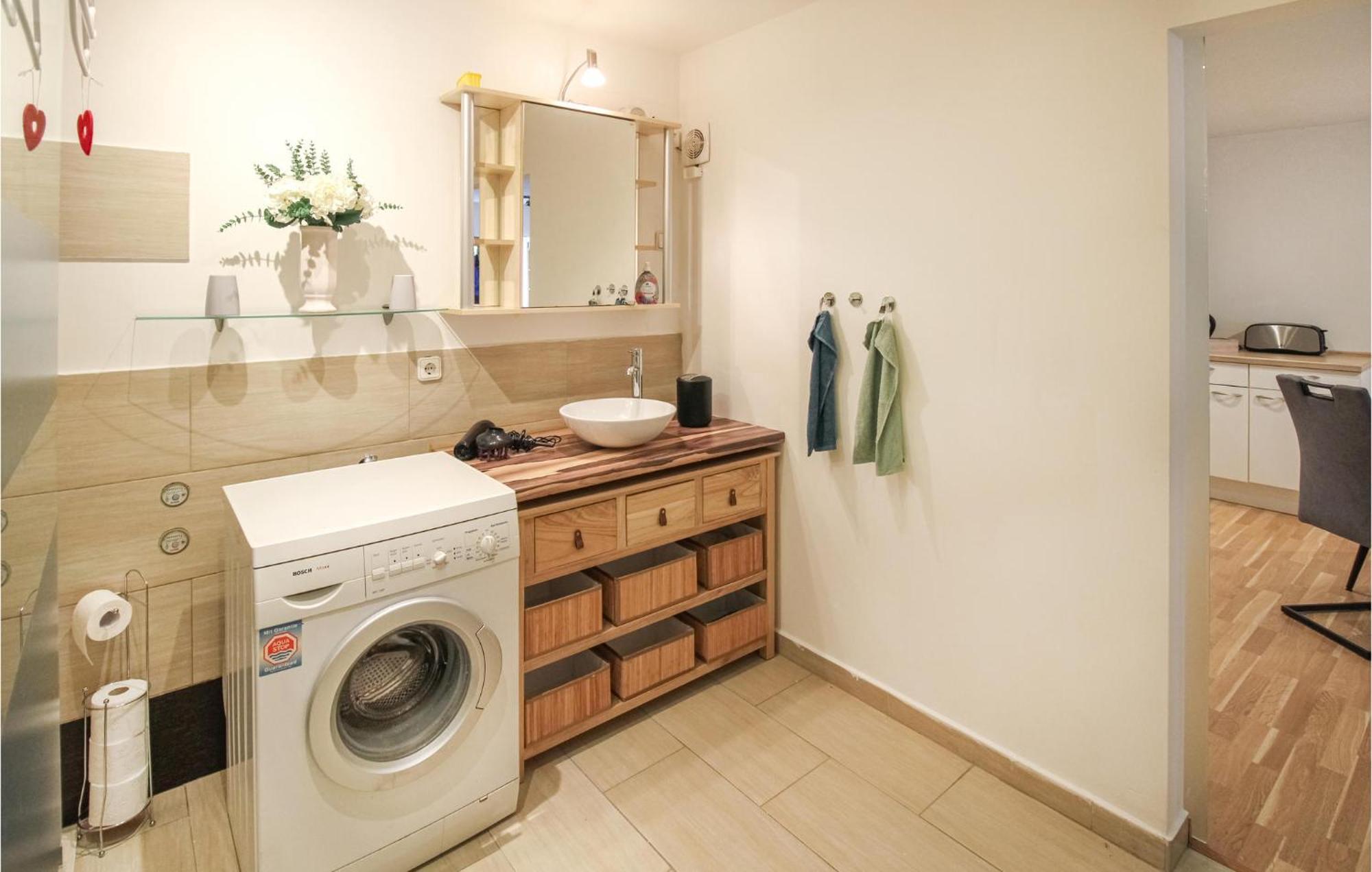 Stunning Apartment In Deggingen With Wifi Екстериор снимка